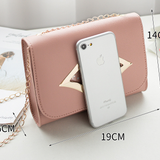 Damska Elegancka Torebka Crossbody z Łańcuszkiem i Zapięciem Usta