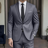 Dwuczęściowy męski garnitur o nowoczesnym slim fit