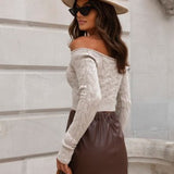 Sweter Damski Off Shoulder Dopasowany Prążkowany Stylowy Top