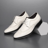 Klasyczne buty oxford z perforacją brogue