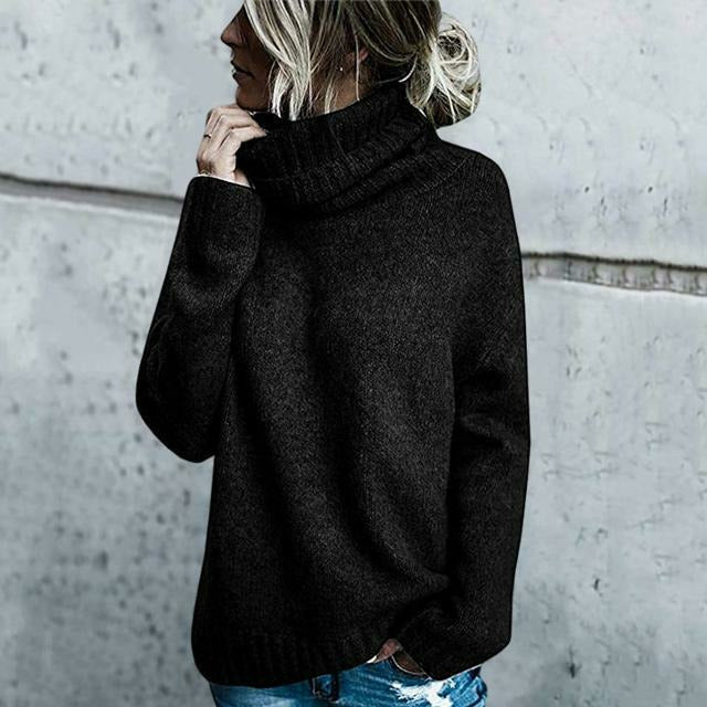 Dzianinowy Sweter Damski z Golfem o Luźnym Kroju