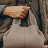 Minimalistyczna Torebka Damska Hobo na Ramię – Elegancka i Pojemna