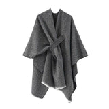 Elegancka Peleryna Damska Poncho do Stylizacji Miejskich