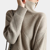 Sweter z Golfem o Strukturalnym Splocie