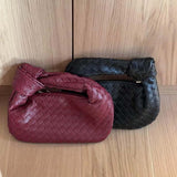 Pleciona Torebka Damska Hobo z Węzłem – Modna i Elegancka