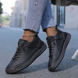Sneakersy Sznurowane z Perforowaną Cholewką