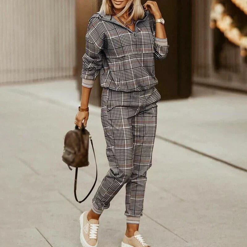 Komplet dresowy wzorzysty stylowy wygodny casual zestaw