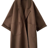 Krótki Płaszcz Kimono o Minimalistycznym Kroju