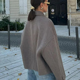 Krótka kurtka oversize elegancka minimalistyczna stylowa casual
