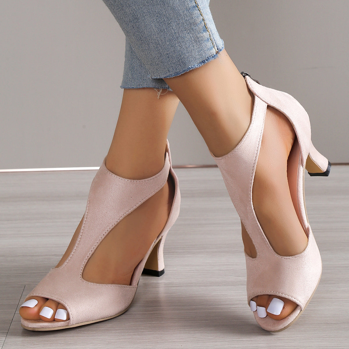 Damskie Sandały na Szpilce z Wycięciem – Eleganckie Buty na Wieczór