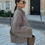 Krótka kurtka oversize elegancka minimalistyczna stylowa casual