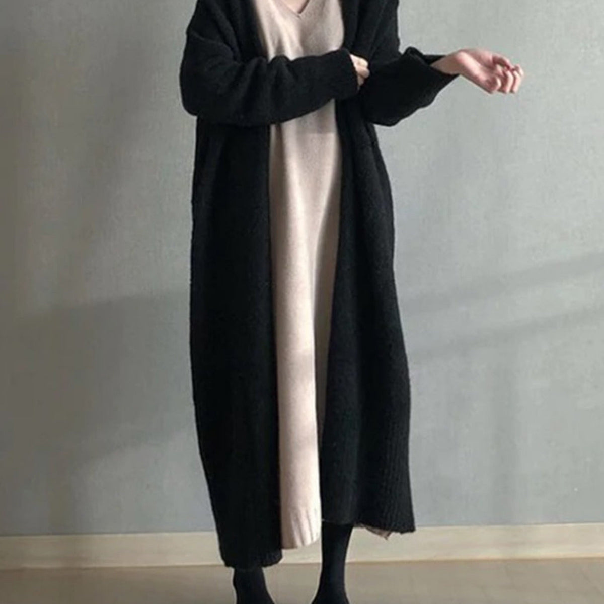 Długi Kardigan Maxi bez Zapięcia – Minimalistyczny i Elegancki