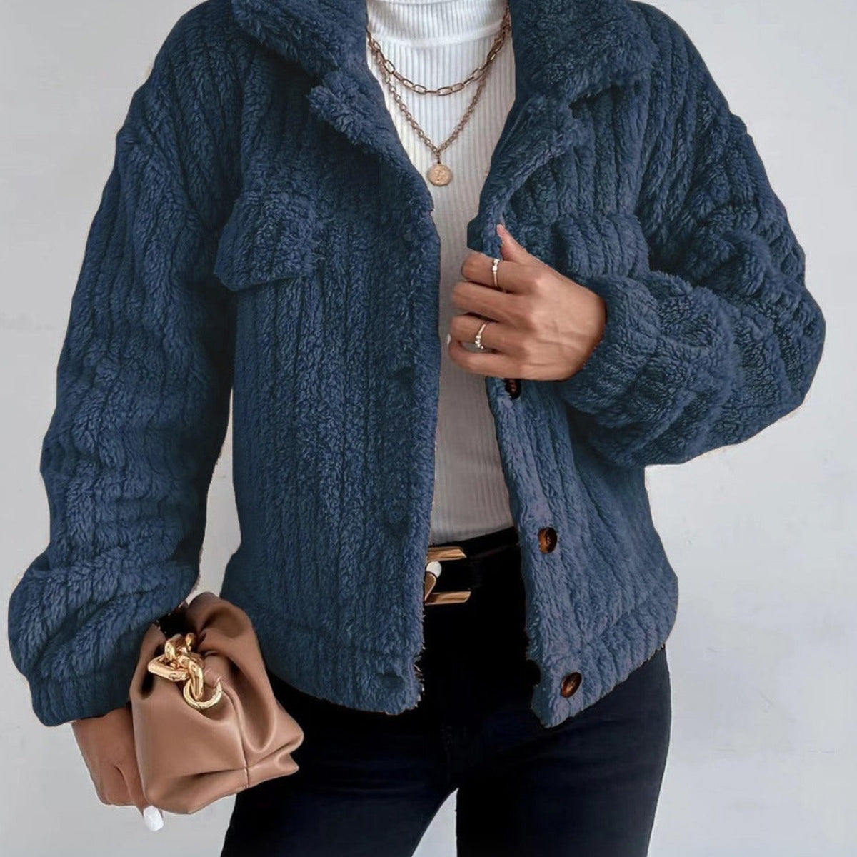 Krótka Kurtka Sztruksowa z Kołnierzem – Casual i Stylowa