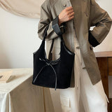 Elegancka Torebka Damska Hobo z Kokardką Minimalistyczna