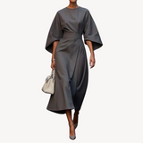 Elegancka Sukienka Midi Oversize z Szerokimi Rękawami