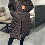 Długi płaszcz pikowany ciepły elegancki stylowy zimowy