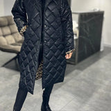 Długi płaszcz pikowany ciepły elegancki stylowy zimowy