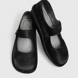 Damskie buty z regulowanym paskiem i okrągłym noskiem