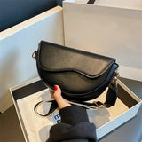 Torebka Damska Półokrągła na Ramię Elegancka Casual