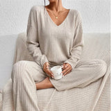 Damski Komplet Dzianinowy Domowy – Sweter i Spodnie Lounge