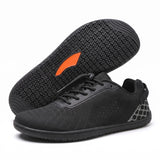 Uniwersalne sneakersy z szerokim przodem i siatkową cholewką